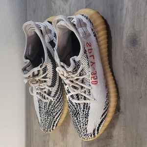 Yeezy zebra